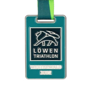 Custom made medal for Löwentriathlon 2022